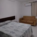Apartamento mobiliado de 2 quartos em Cabo Branco com internet