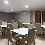 Apartamento mobiliado de 2 quartos em Cabo Branco com internet